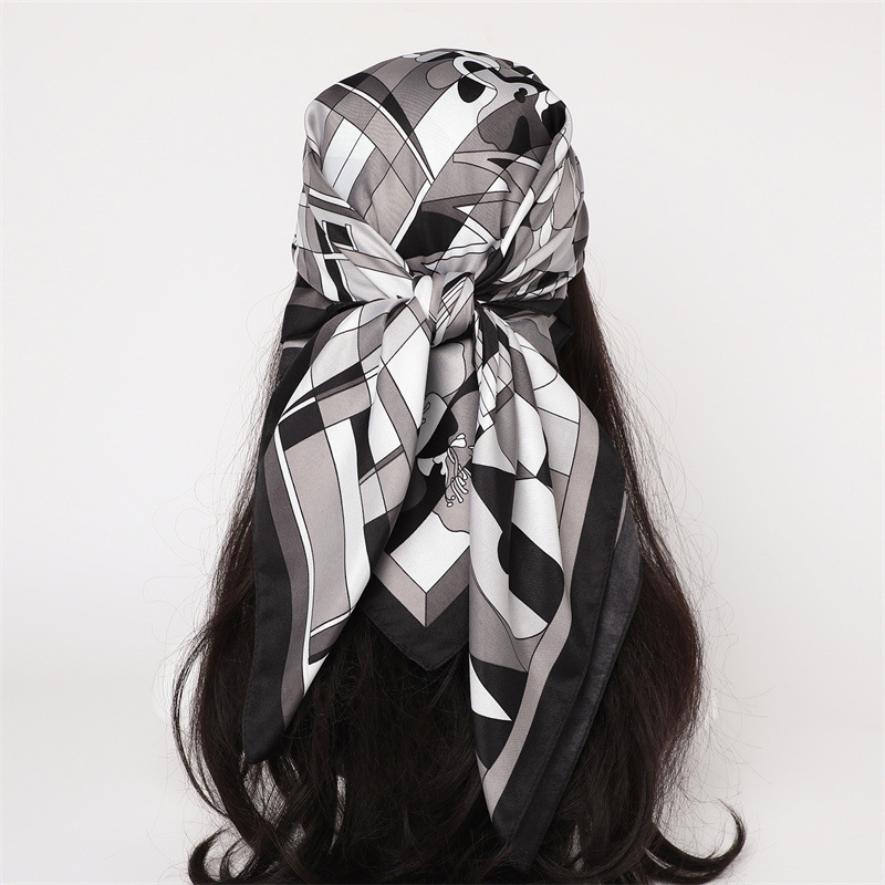ผ้าพันคอไหมทวิลล์ลายสก๊อตแบบให - Silk Scarf Square บทวิจารณ์และราคา